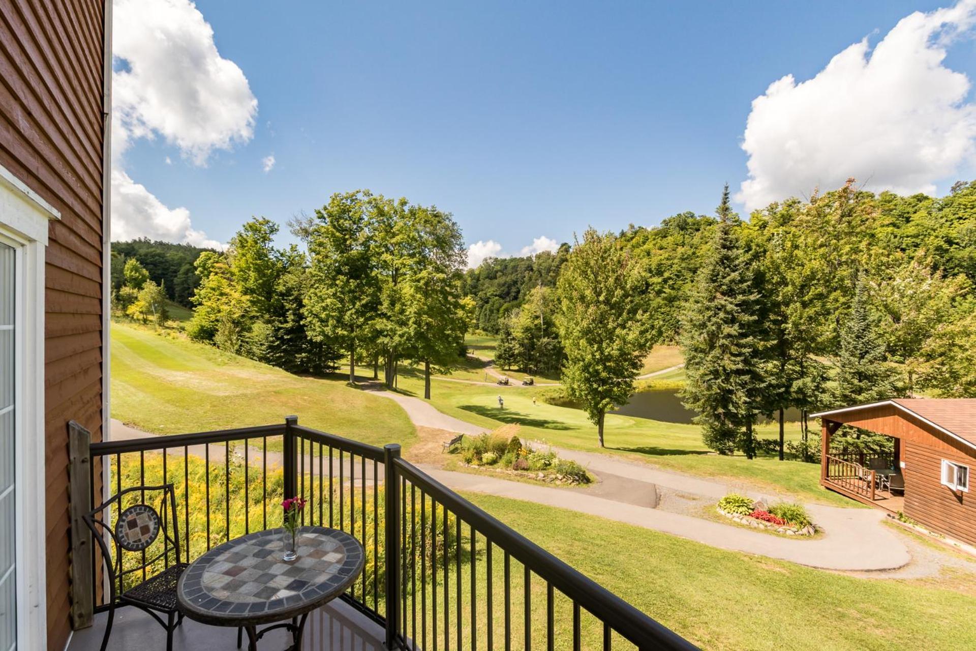 Mont Gabriel, Sainte-Adele, A Tribute Portfolio Resort Exterior foto